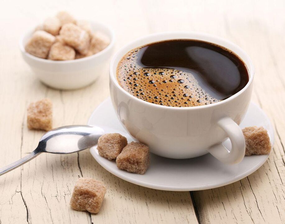 Orta derecede doğal kahve tüketimi, erkek cinsel performansı üzerinde olumlu bir etkiye sahiptir. 
